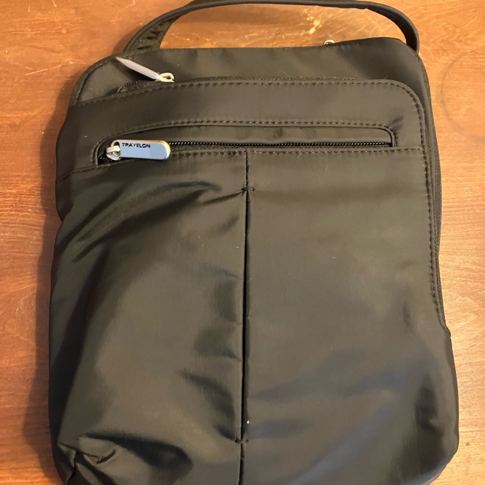 Travelon Classic Black Messenger Bag